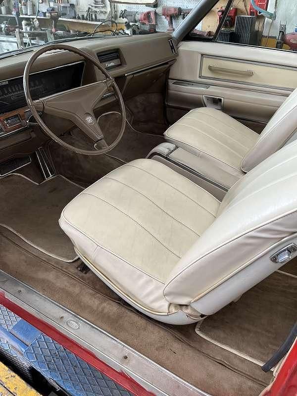 Usata Cadillac Deville 510 CV (375 kW) 1968 Berlina