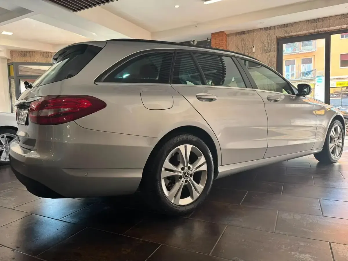Usata Mercedes C200 Premium 136 CV (100 kW) 2017 Argento Station wagon