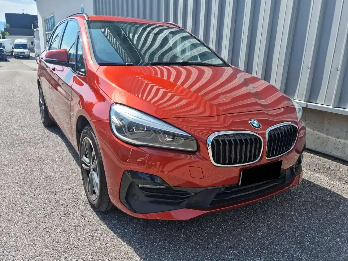 Usata BMW 216 Active Tourer 116 CV (85 kW) 2018 Rosso Monovolume