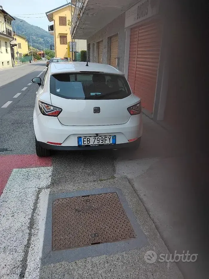 Usata Seat Ibiza 90 CV (66 kW) 2010