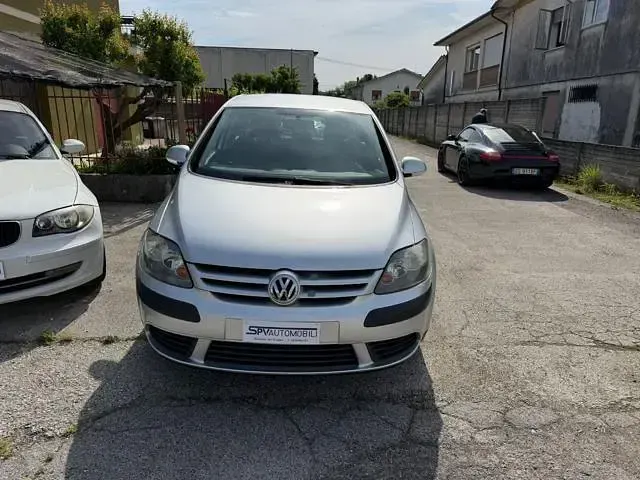 Usata VW Golf Plus Cross Comfortline 101 CV (74 kW) 2006 Grigio