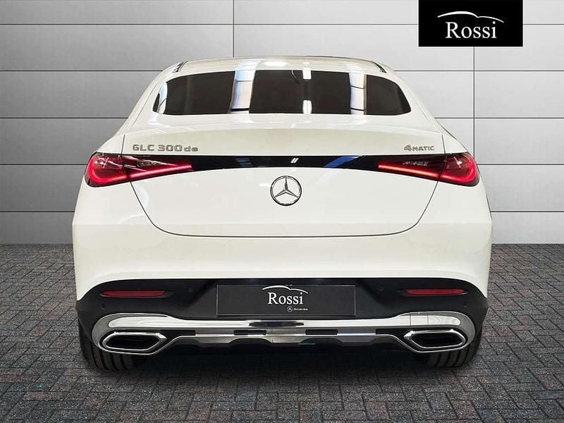 Nuova Mercedes GLC300 197 CV (144 kW) 2026 Bianco polare Coupé