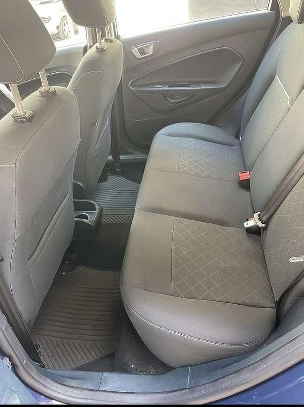 Usata Ford Fiesta Business Edition 97 CV (71 kW) 2012 Berlina