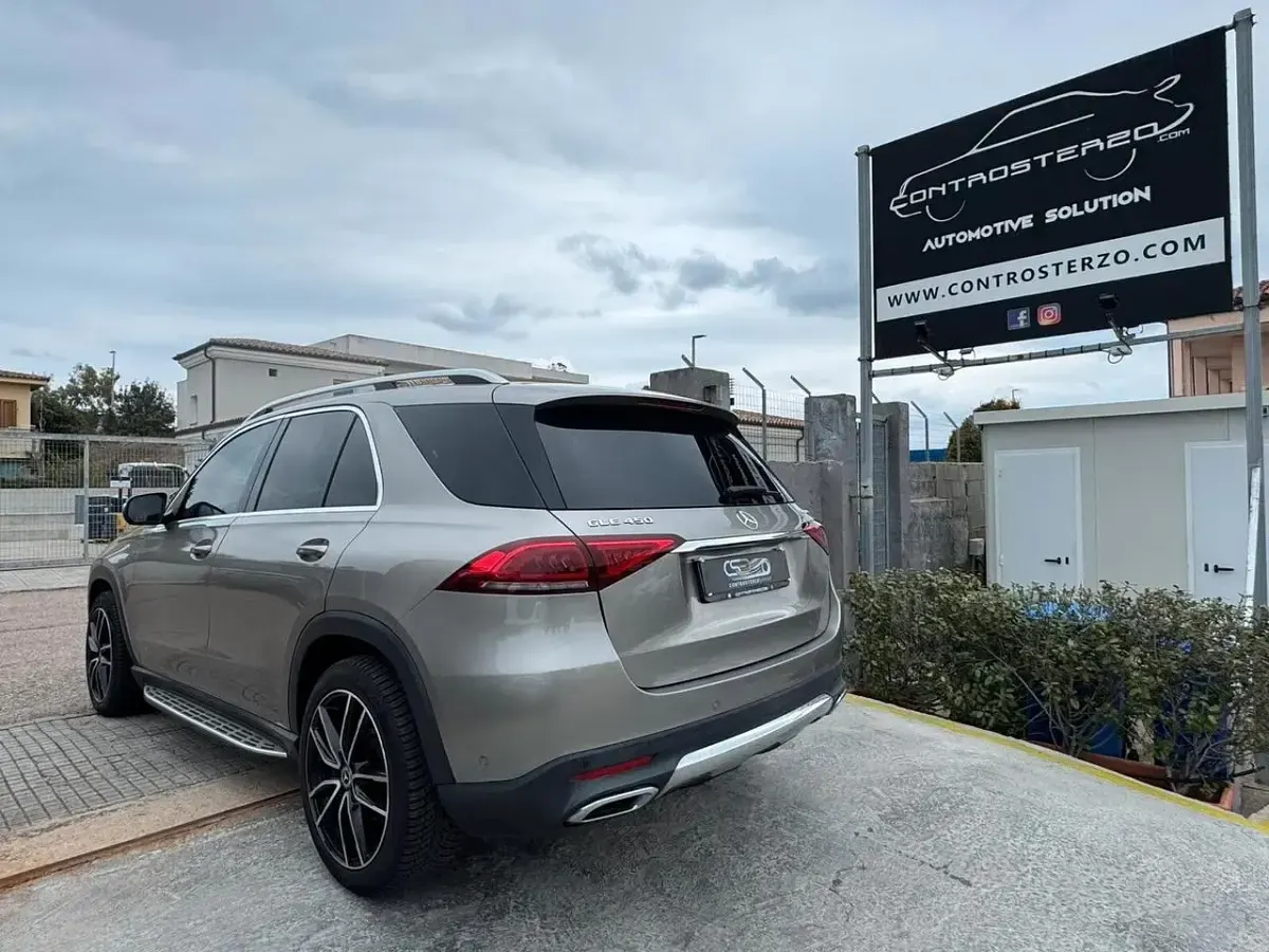 Usata Mercedes GLE450 AMG 367 CV (269 kW) 2020 Oro SUV