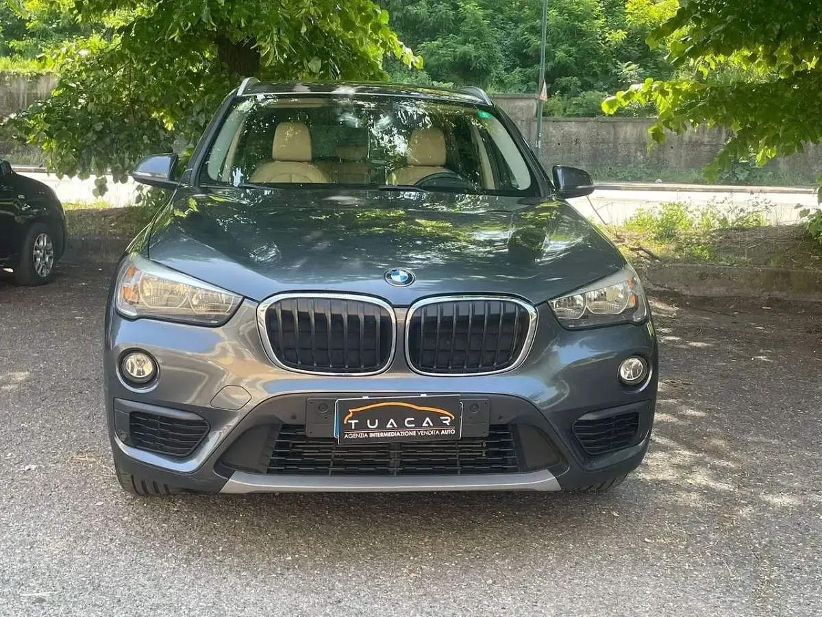 Usata BMW X1 136 CV (100 kW) 2018 Grigio SUV