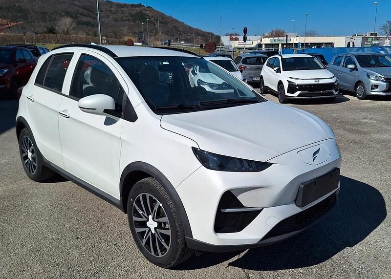 Bianco Nuova 2025 EMC Yudo SUV | 9990 € - Immagine 1/4