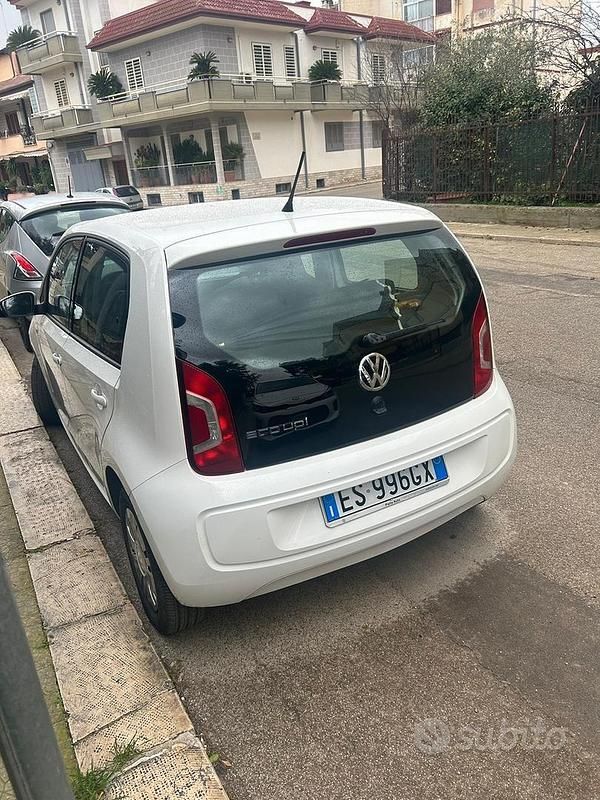 Usata VW up! 2014 Bianco Utilitaria
