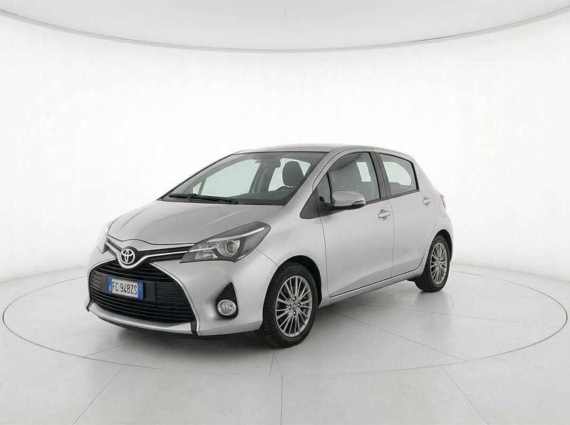 Usata Toyota Yaris Active 90 CV (66 kW) 2016 Berlina