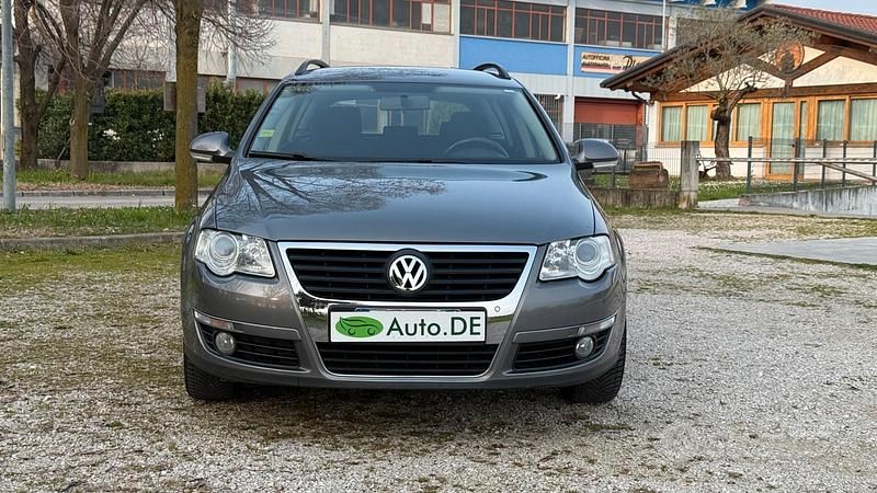 Usata VW Passat 105 CV (77 kW) 2008 Grigio Station wagon