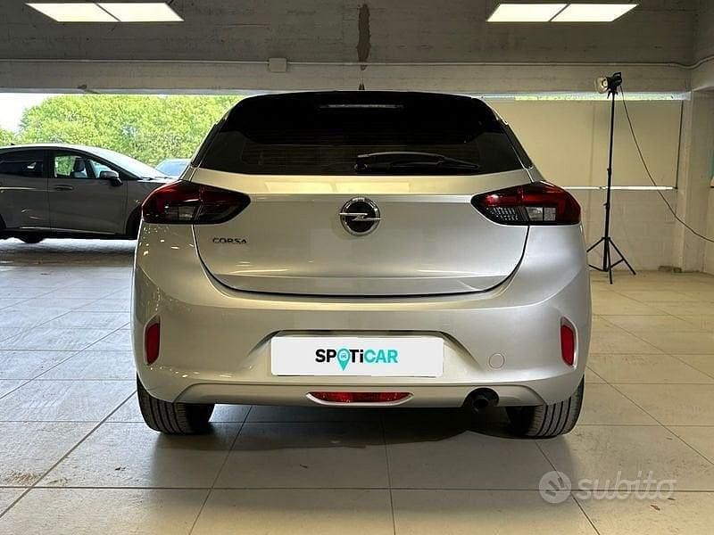 Usata Opel Corsa Elegance 101 CV (74 kW) 2023 Grigio Utilitaria