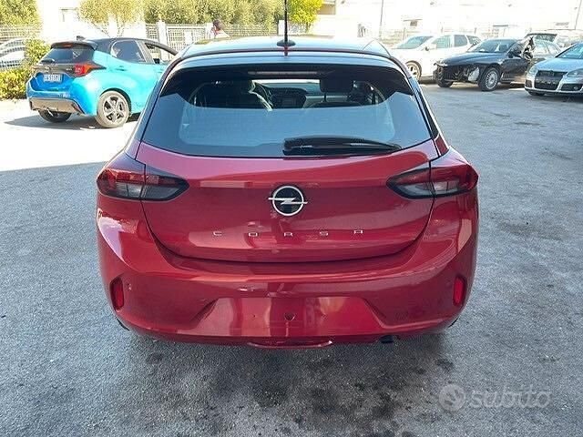Usata Opel Corsa Edition 75 CV (55 kW) 2024 Rosso Utilitaria