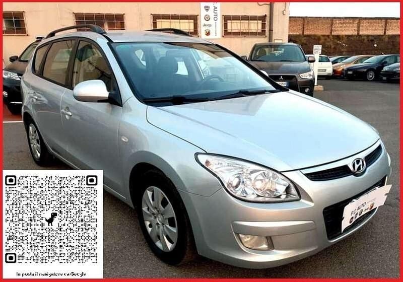 Argento Usata 2009 Hyundai i30 Active Station wagon | 4500 € (Cara) - Immagine 1/4