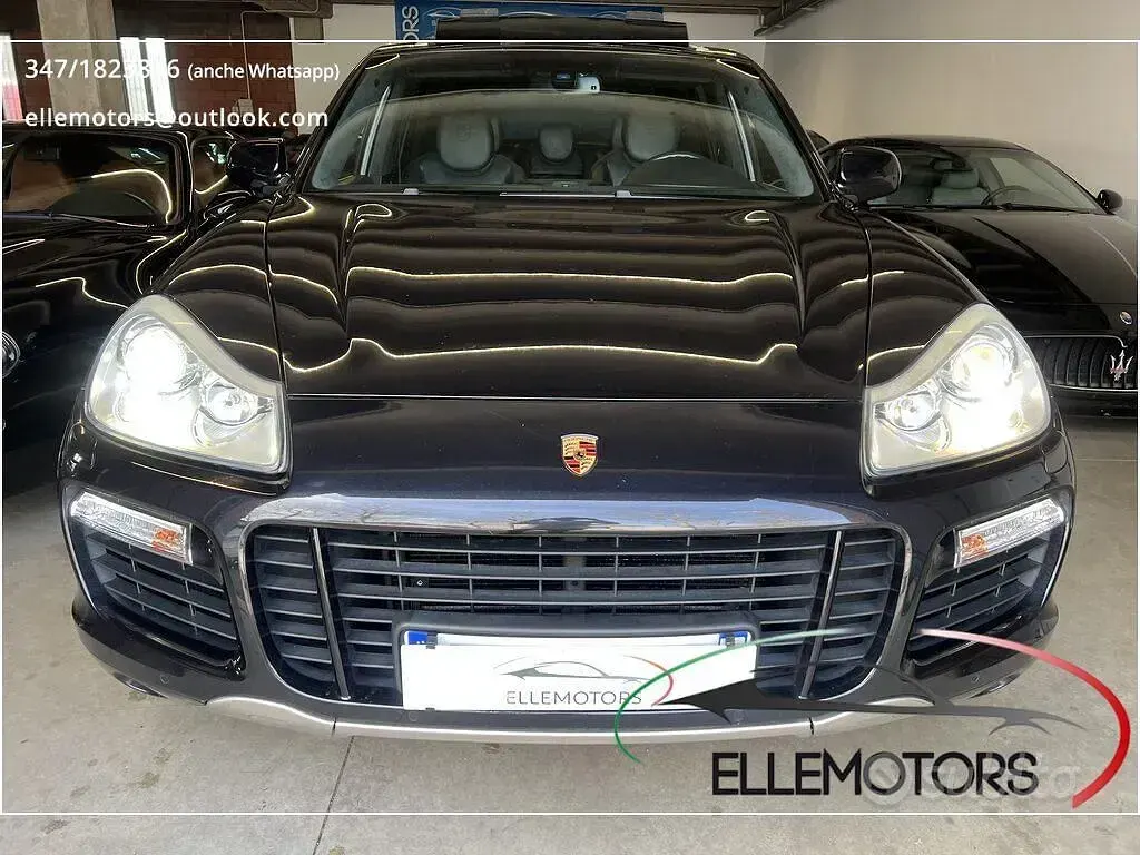 Usata Porsche Cayenne Turbo 500 CV (367 kW) 2007 Nero SUV