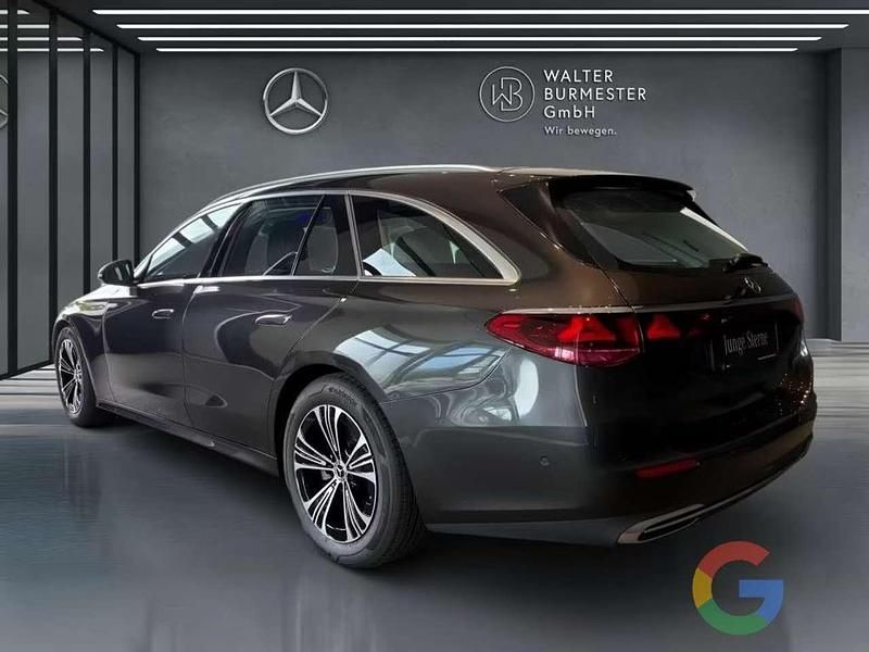 Usata Mercedes E220 Advanced 197 CV (144 kW) 2024 Grigio Station wagon