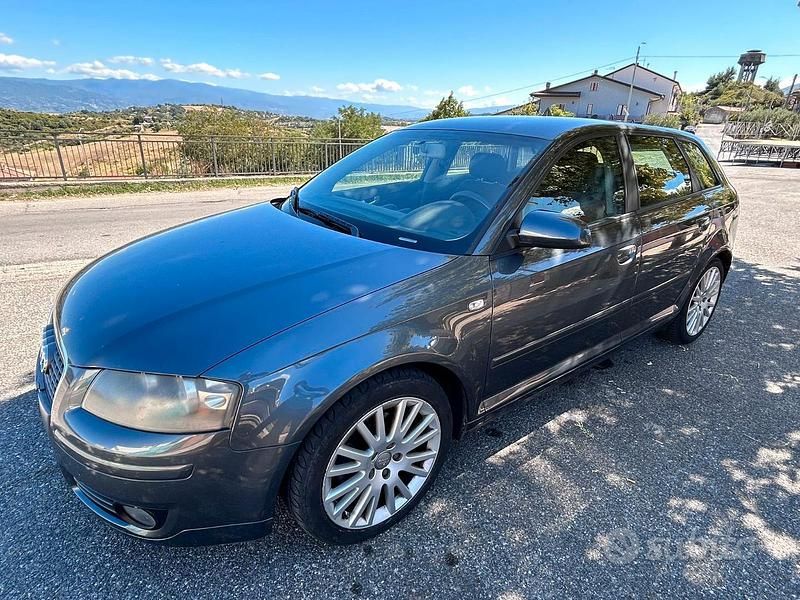 Usata Audi A3 140 CV (102 kW) 2005 Grigio Utilitaria