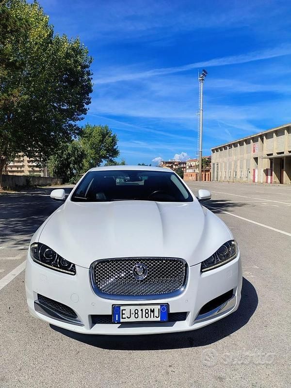 Usata Jaguar XF S 190 CV (139 kW) 2011 Bianco Berlina