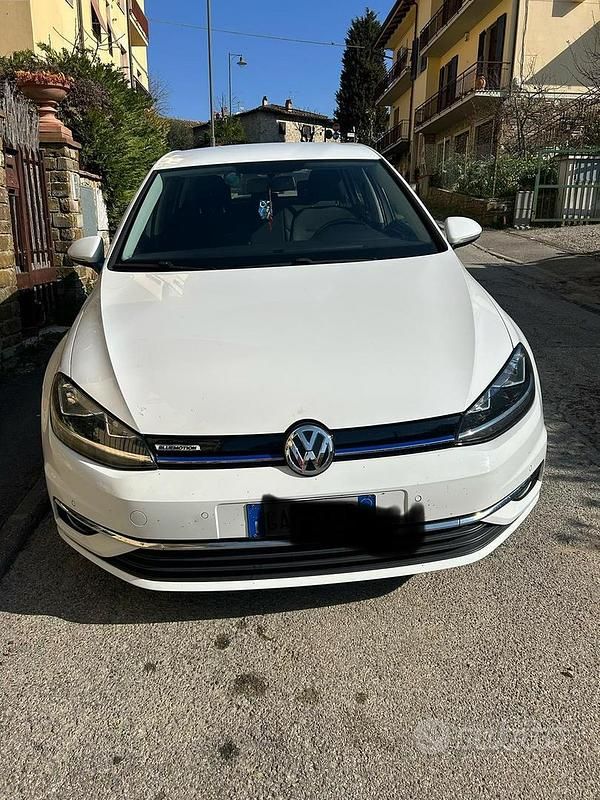 Usata VW Golf VIII 130 CV (95 kW) 2020 Bianco Berlina