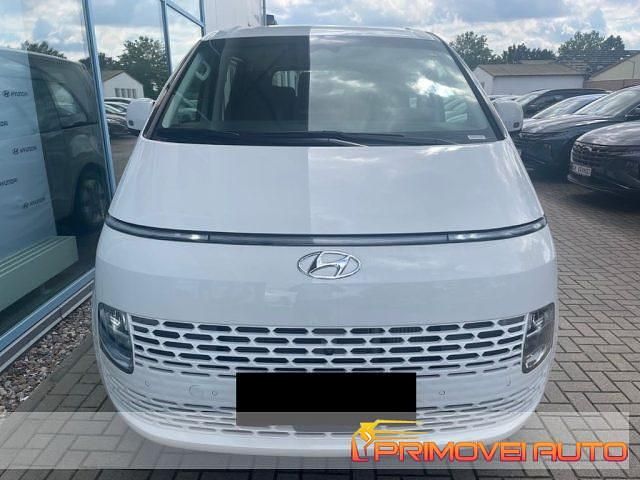 Usata Hyundai Staria Trend 177 CV (130 kW) 2024 Bianco Monovolume