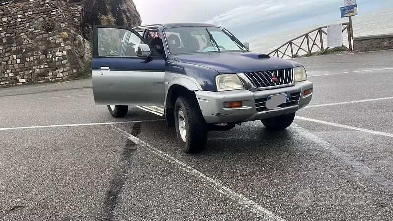 Usata Mitsubishi L200 2003 Grigio Pick-up