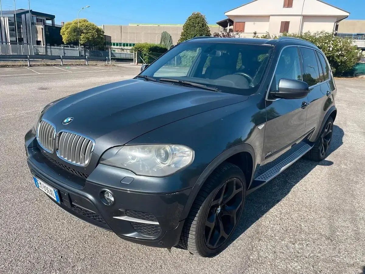 Usata BMW X5 Efficient Dynamics 286 CV (210 kW) 2013 Grigio SUV