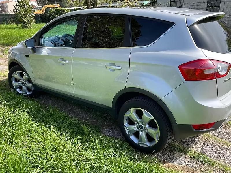 Usata Ford Kuga Titanium 136 CV (100 kW) 2008 Grigio SUV