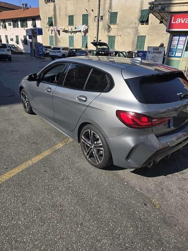 Usata 2024 BMW 118 M Sport Utilitaria | 31.000 € (Super prezzo) - Immagine 1/4