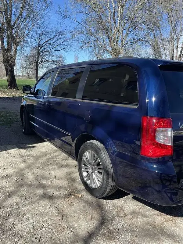 Usata Lancia Voyager Gold 163 CV (119 kW) 2012 Monovolume