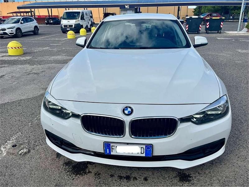 Usata BMW 318 Advantage 150 CV (110 kW) 2017 Bianco Station wagon