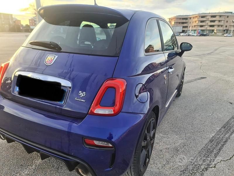 Blu Usata 2020 Abarth 595 Berlina | 15.000 € (Ottimo prezzo) - Immagine 1/4