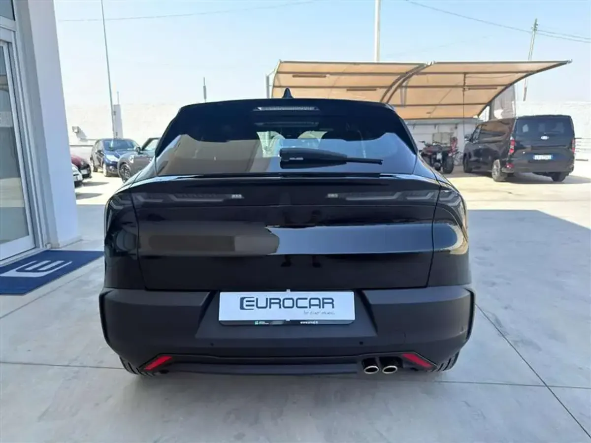 Usata Alfa Romeo Junior 136 CV (100 kW) 2024 Nero / black SUV