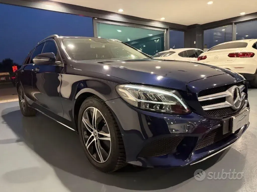 Usata Mercedes C200 Premium 184 CV (135 kW) 2020 Blu Station wagon