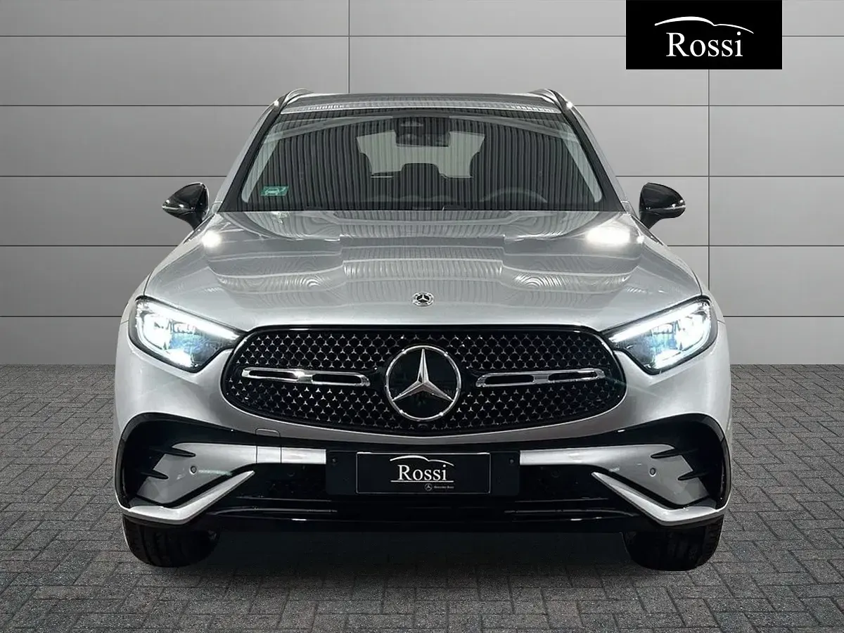 Ny Mercedes GLC300 197 HK (144 kW) 2025 Sort