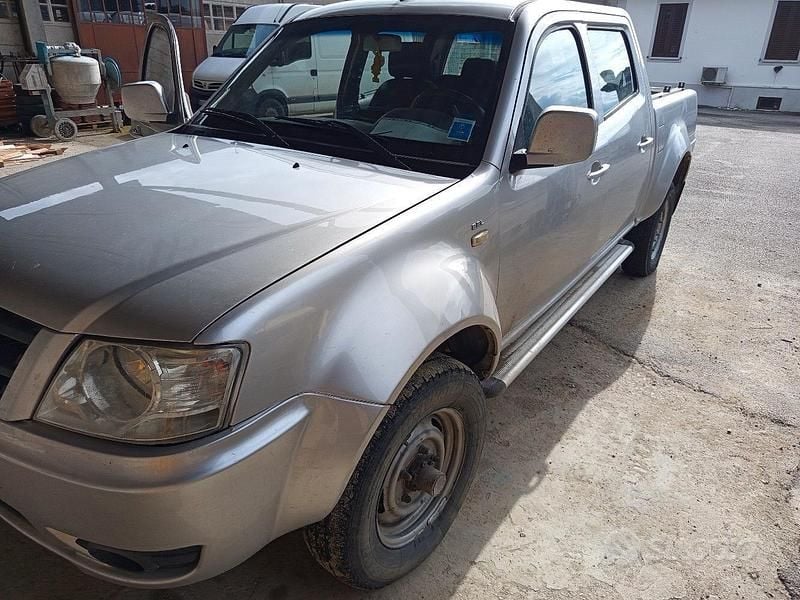 Usata Tata Xenon 140 CV (102 kW) 2009 Grigio Pick-up