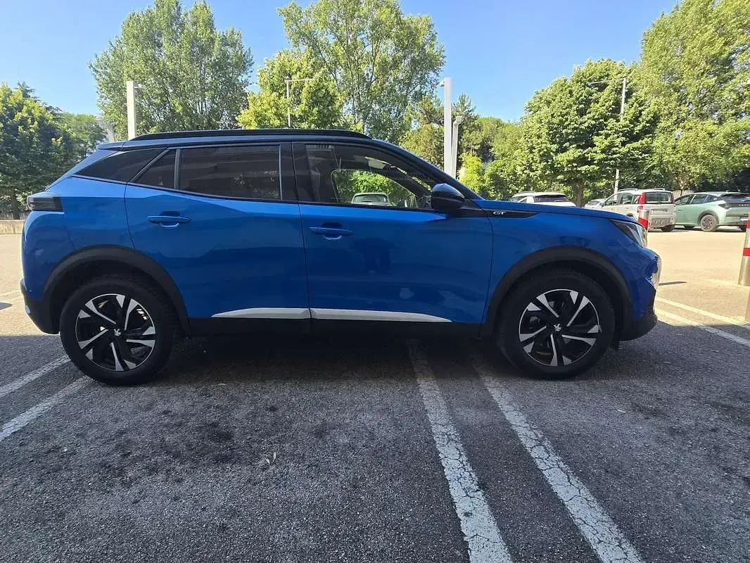 Usata Peugeot 2008 GT 131 CV (96 kW) 2021 SUV