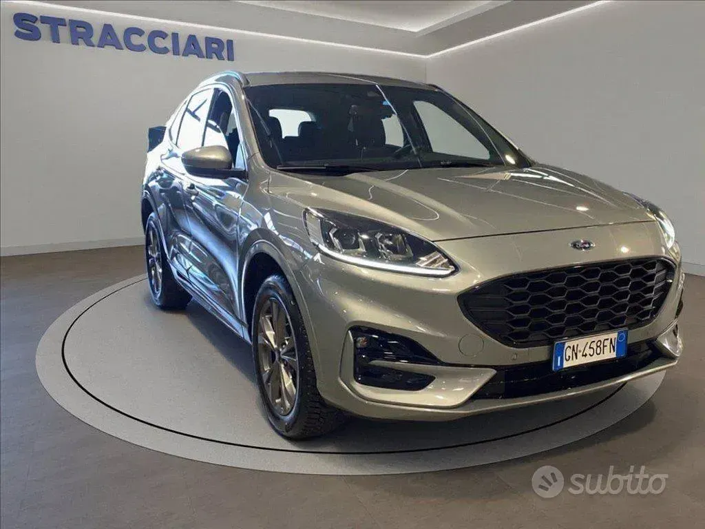 Usata Ford Kuga ST-Line 225 CV (165 kW) 2023 Grigio SUV