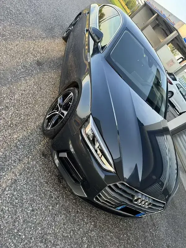 Usata Audi A5 Sportback Sport 190 CV (139 kW) 2017 Utilitaria