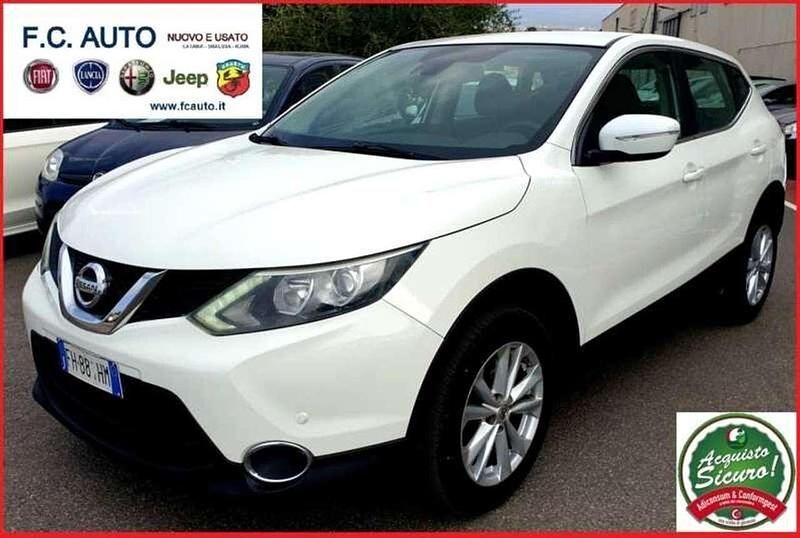 Usata Nissan Qashqai Acenta 116 CV (85 kW) 2014 Bianco SUV