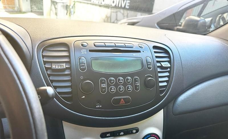 Usata Hyundai i10 69 CV (50 kW) 2011 Nero Utilitaria