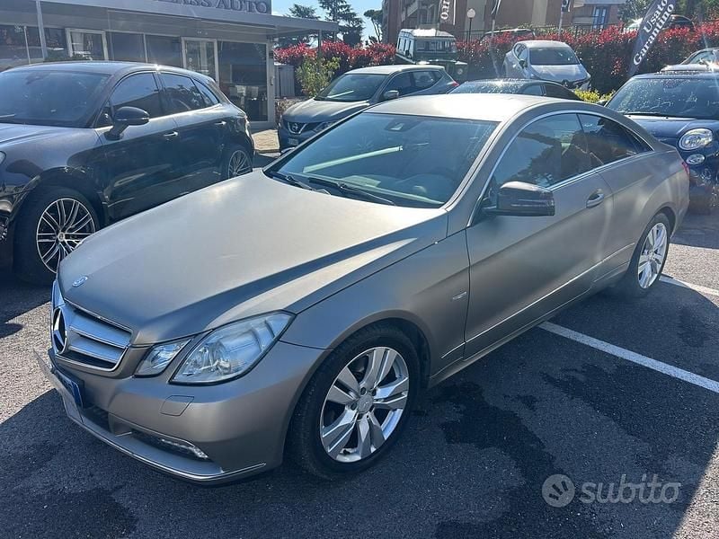 Usata Mercedes E350 Avantgarde 231 CV (169 kW) 2011 Grigio Coupé