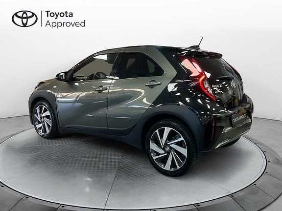 Usata Toyota Aygo X Lounge 72 CV (52 kW) 2022 Verde SUV
