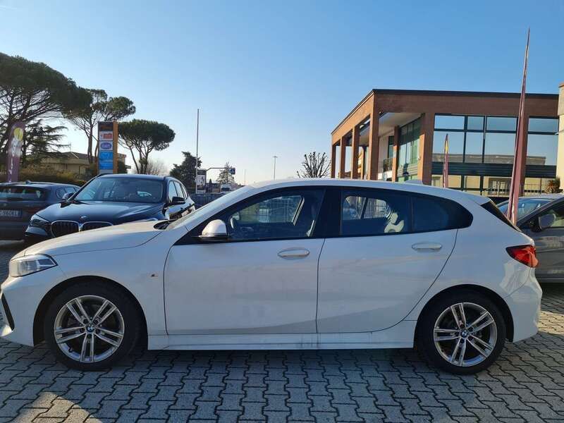Usata BMW 118 M Sport 136 CV (100 kW) 2023 Bianco Utilitaria