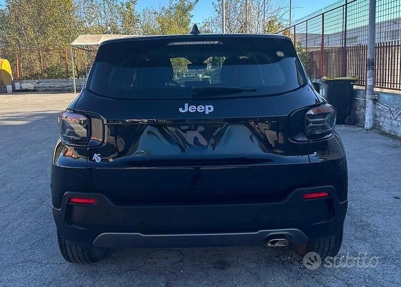Usata Jeep Avenger Altitude 101 CV (74 kW) 2023 Nero SUV