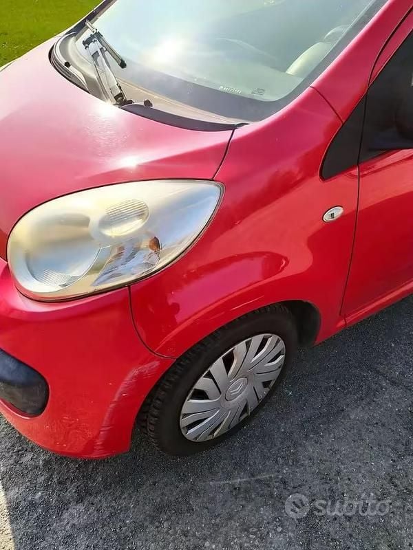 Gebraucht Citroën C1 68 PS (50 kW) 2007 Rot Kleinwagen
