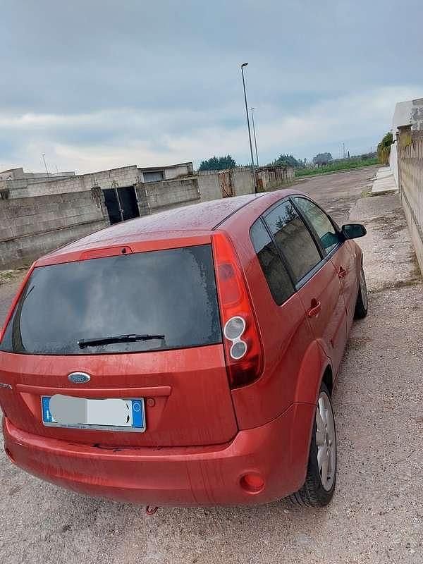 Usata Ford Fiesta Collection 68 CV (50 kW) 2007 Berlina