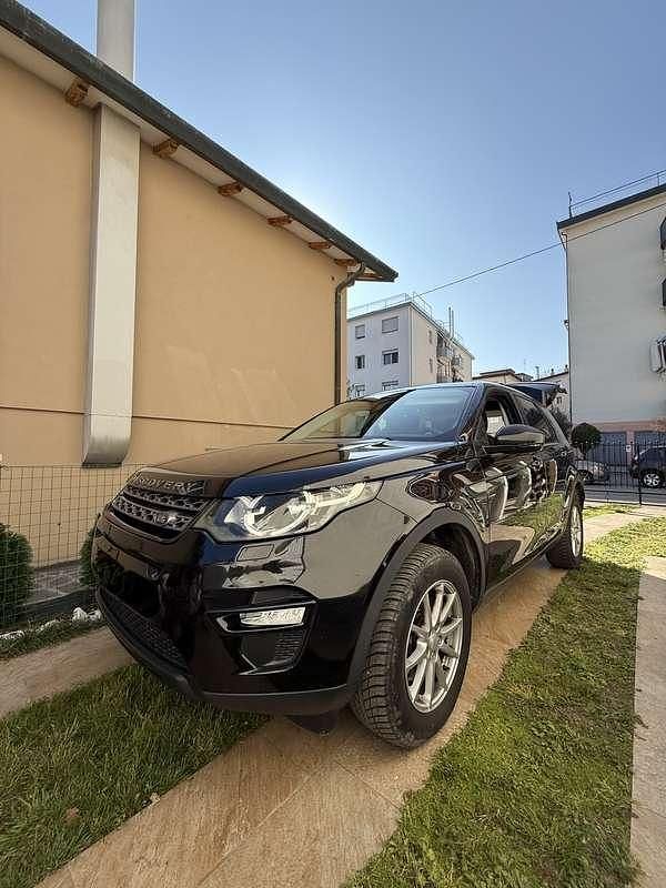 Usata Land Rover Discovery Sport SE 150 CV (110 kW) 2015 Nero SUV