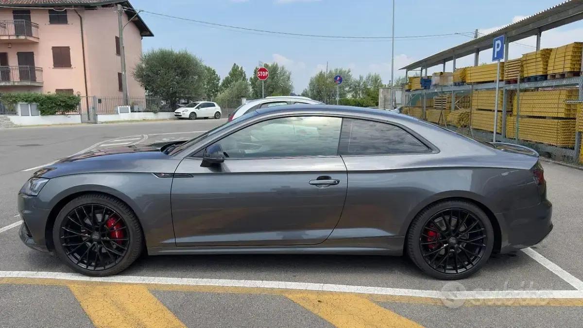 Usata Audi A5 190 CV (139 kW) 2018 Grigio Coupé