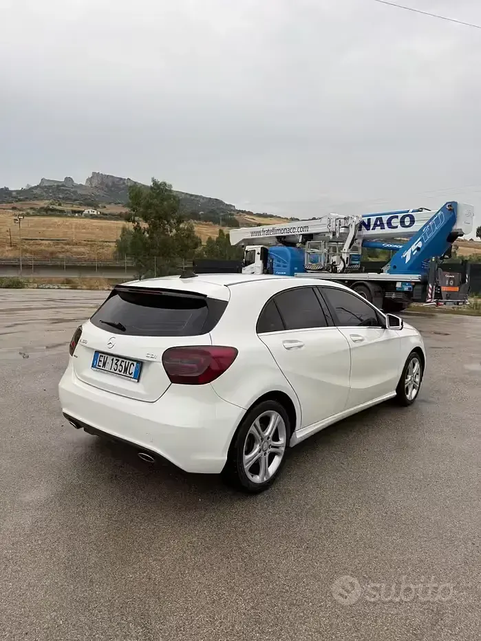 Usata Mercedes A160 90 CV (66 kW) 2014 Bianco Utilitaria