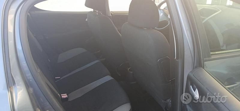 Usata Peugeot 207 2007 Utilitaria