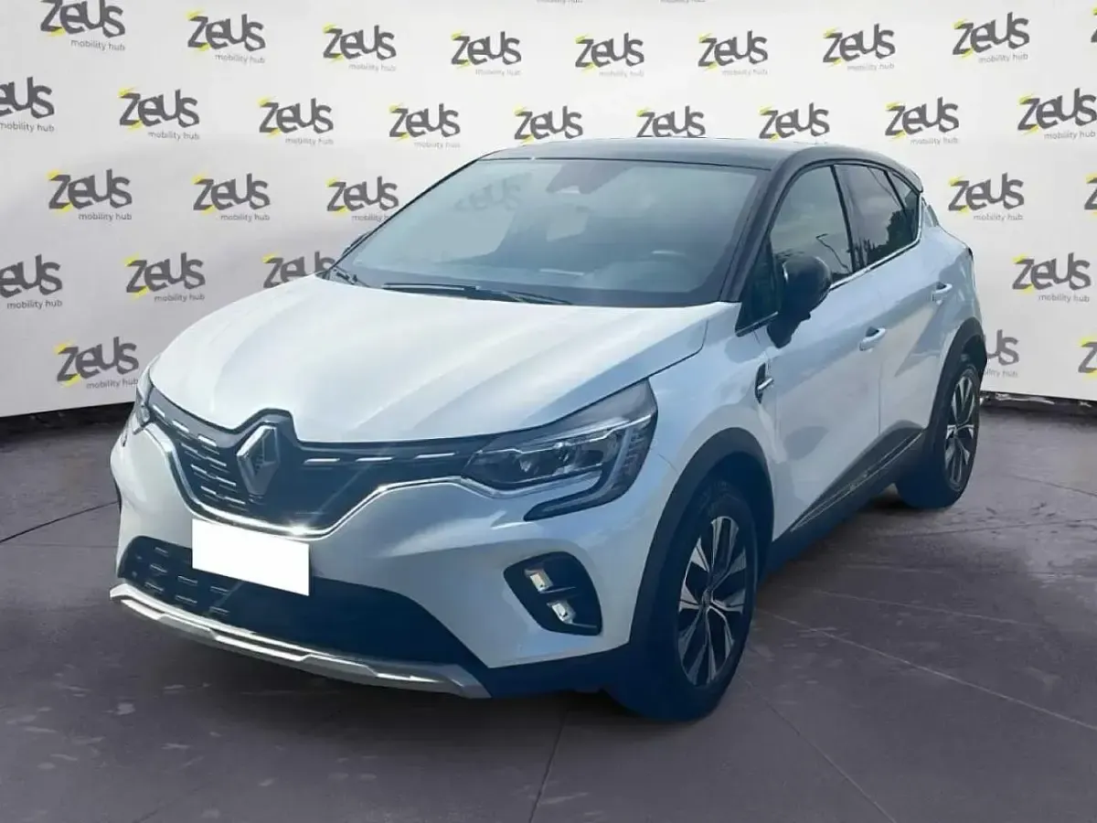 Second-hand Renault Captur 101 CP (74 kW) 2023 SUV