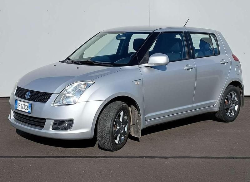 Usata Suzuki Swift GL 91 CV (66 kW) 2009 Argento Utilitaria
